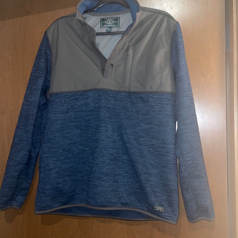 Men’s quarter button up sweater